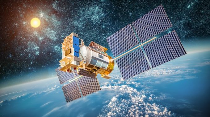 Header image for the MapSavvy article “The MapSavvy.com Guide To Satellite Imagery Layers”